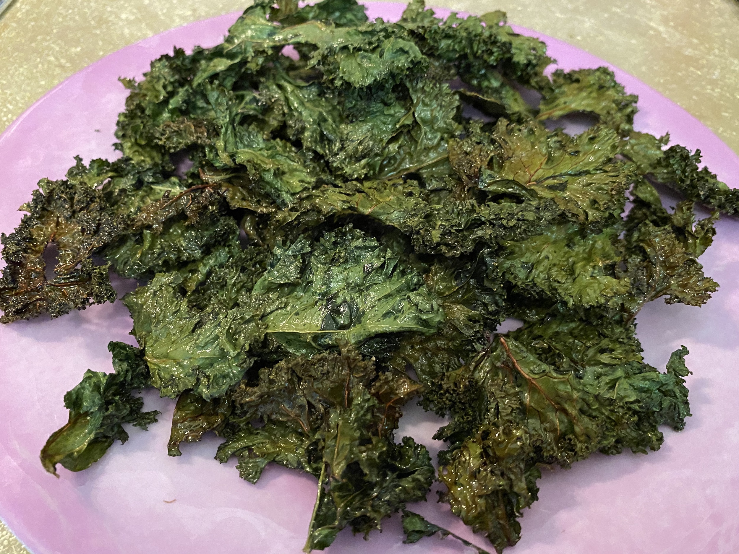 crispy-kale-chips-xochoble